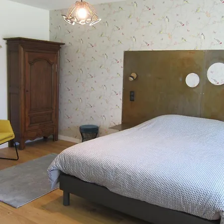 La Belle Jaune- Bed & Breakfast